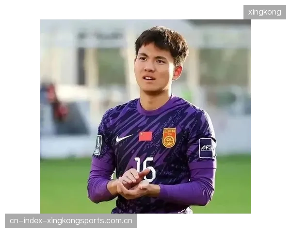 亚运扑两点球后，22岁李昊拒豪门留西海岸：这笔账更划算在哪里？